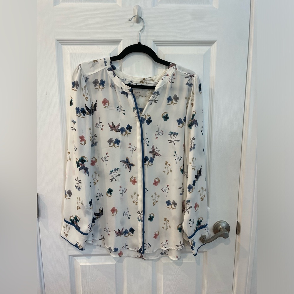 Loft Butterfly Blouse with Blue Piping, Size Large